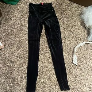 Spanx velvet leggings